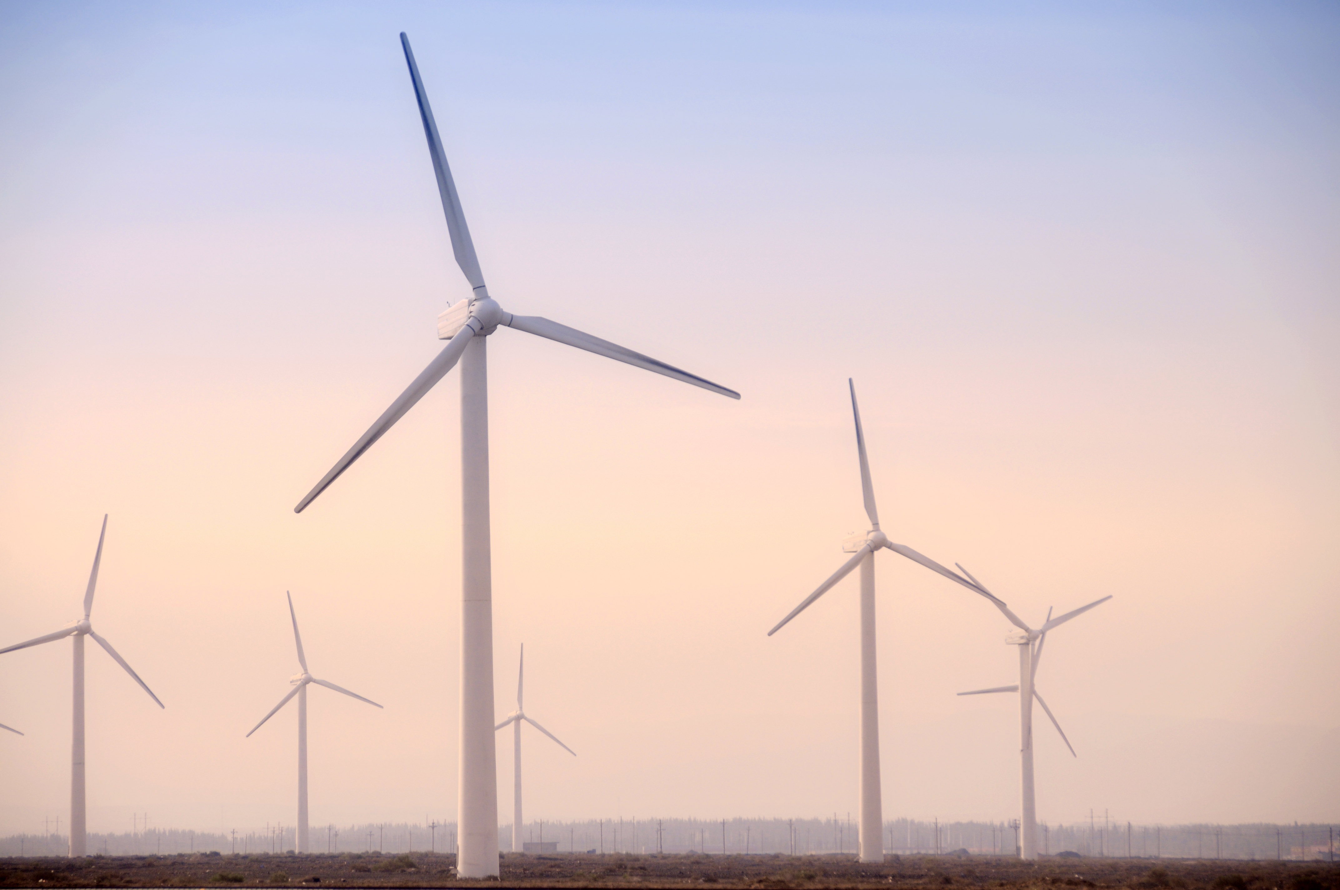 Everoze Partners Onshore windfarm in sunrise