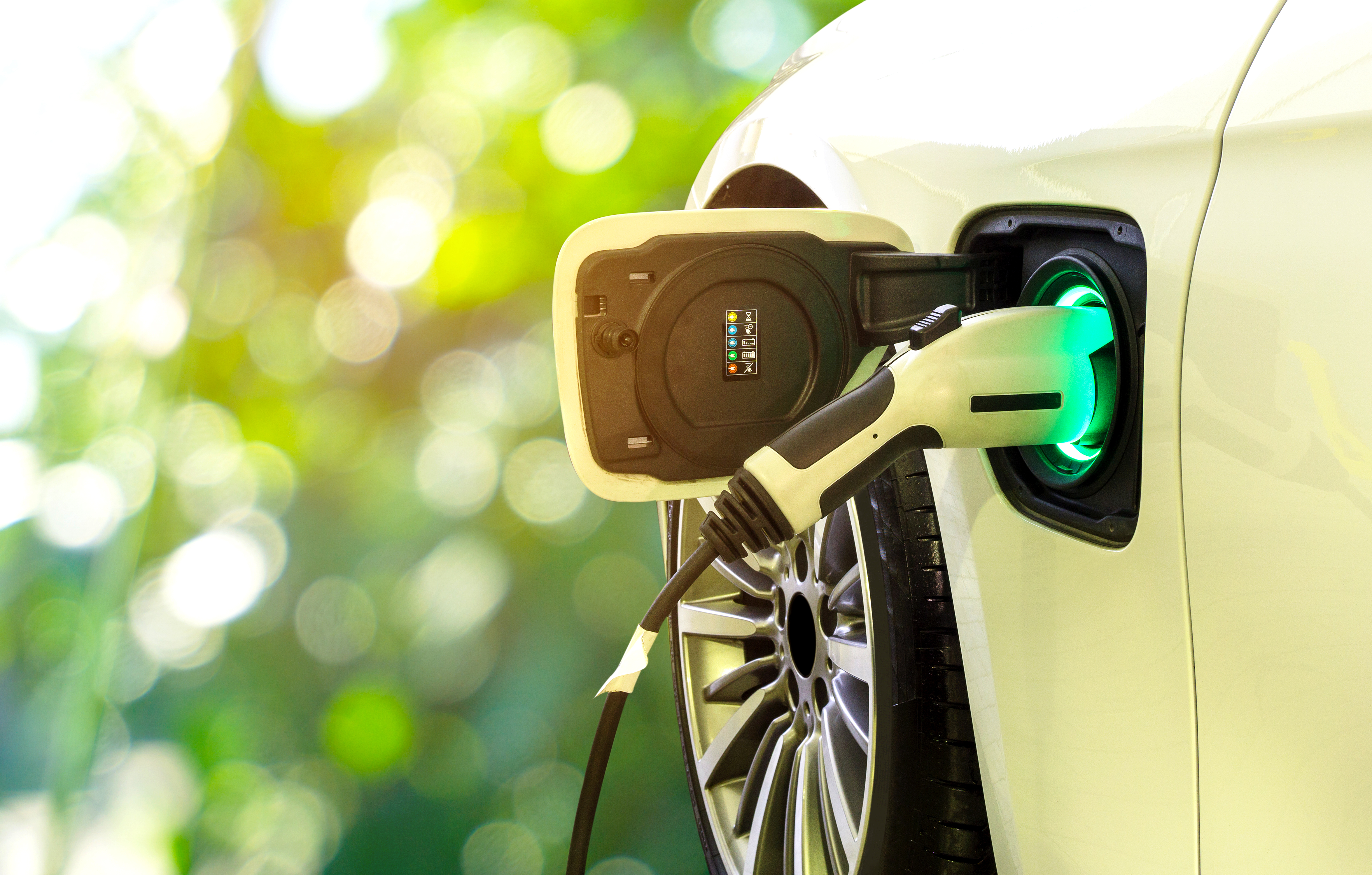 Everoze advice EDF Renewables on acquisition of Pivot Power